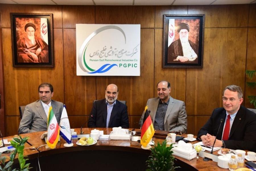 هلدینگ خلیج فارس آماده توسعه‌ همکاری‌ها با آلمانی‌هاست
